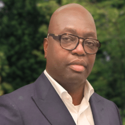 photo-guy-isombe_web